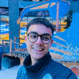 Portrait of Muhammad Hisham, Product Owner of Dropella, praising Abdullah Ahmad's exceptional experience and professionalism.